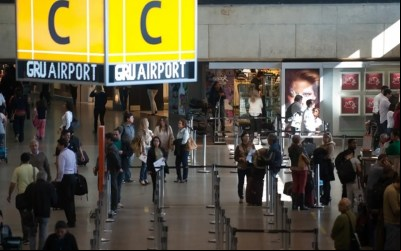 Drones do tráfico de drogas afetam 21 voos no aeroporto de Guarulhos